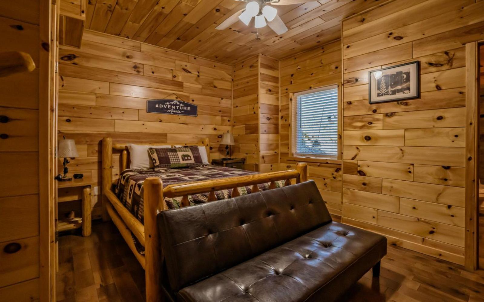 Beartastic Mountain View Lodge 蓋特林堡 外观 照片