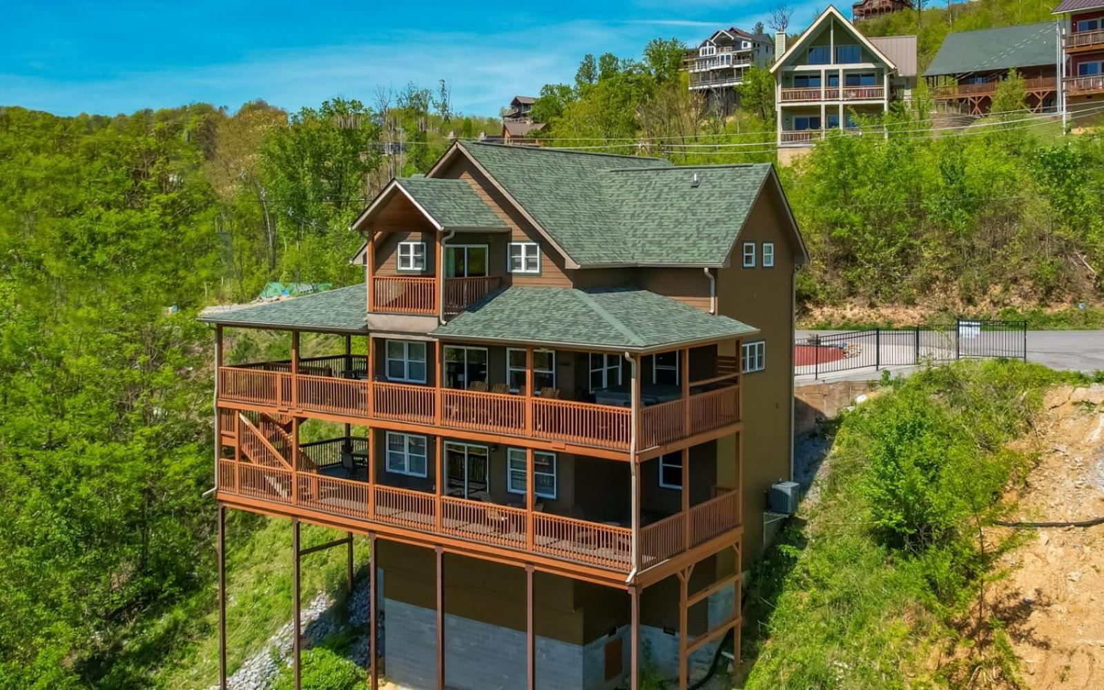 Beartastic Mountain View Lodge 蓋特林堡 外观 照片