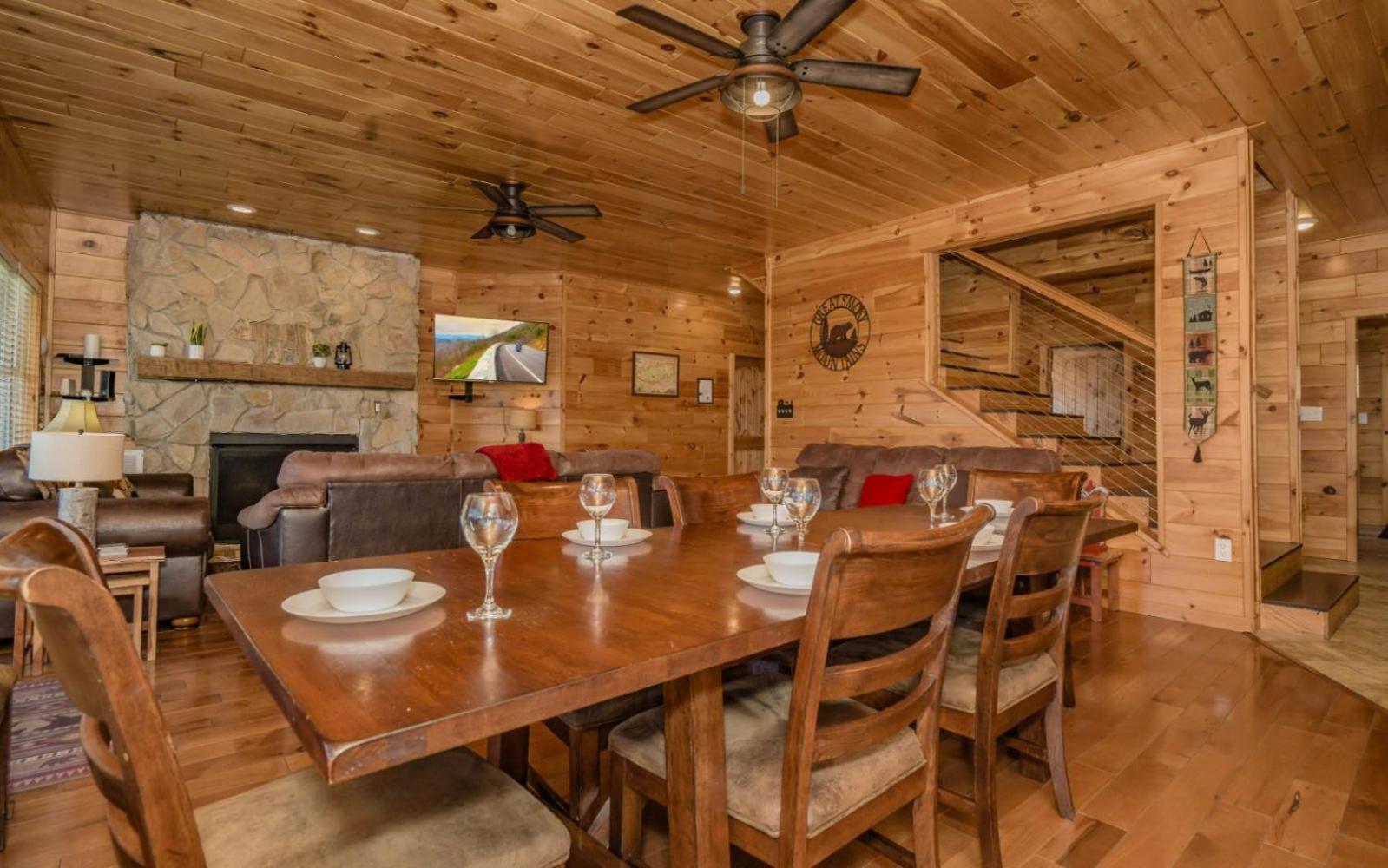 Beartastic Mountain View Lodge 蓋特林堡 外观 照片